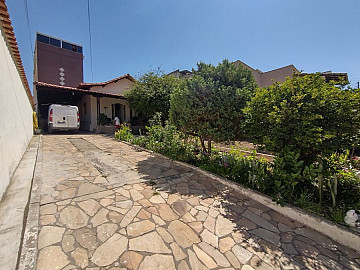 Casa � Venda